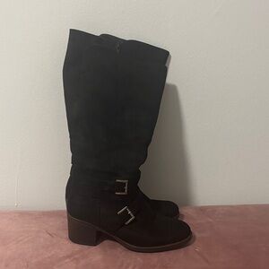 Black Knee-High Women's Boots. Size 8. Wide calf